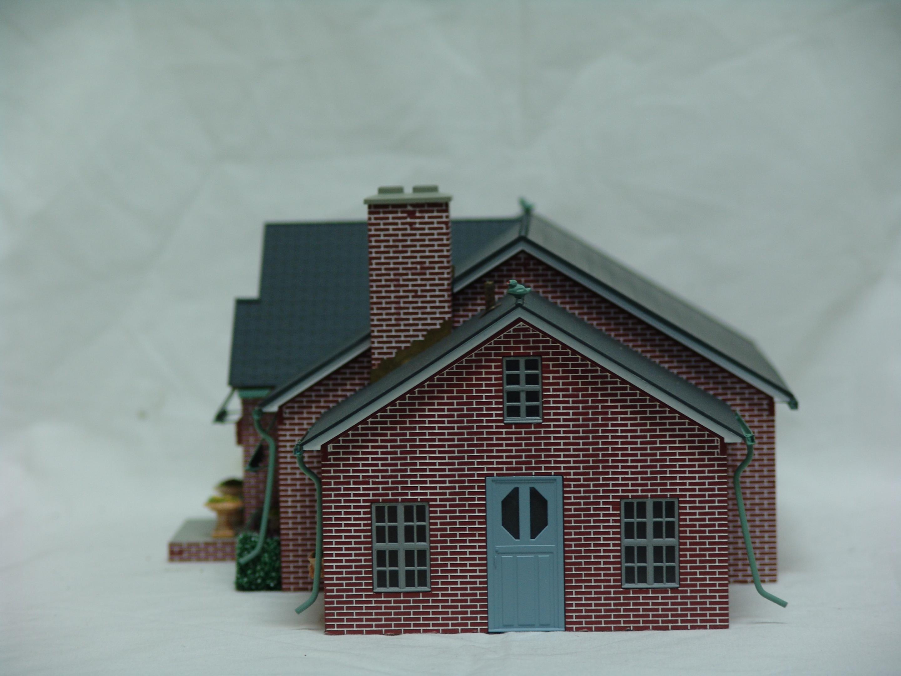 red brick suburban house deluxe (used)