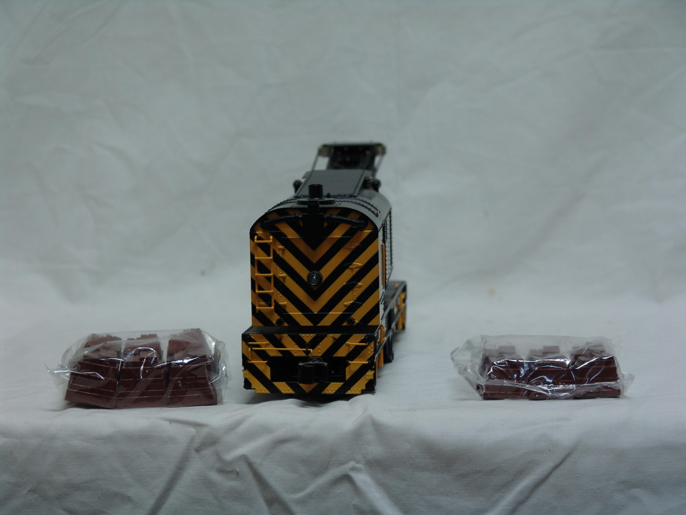 M.O.W. TMCC crane car & M.O.W crane sounds boom car (used)