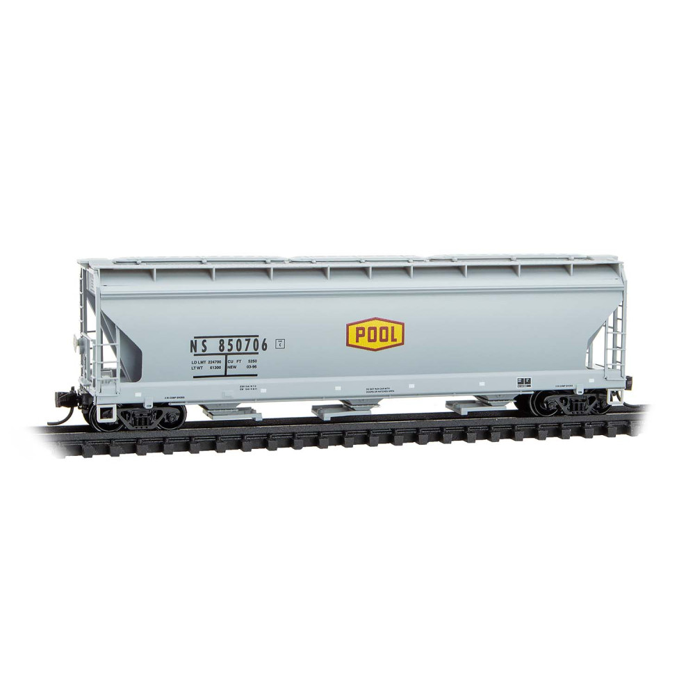 Norfolk Southern 3-Bay Covered Hopper With Elongated Hatches #850706