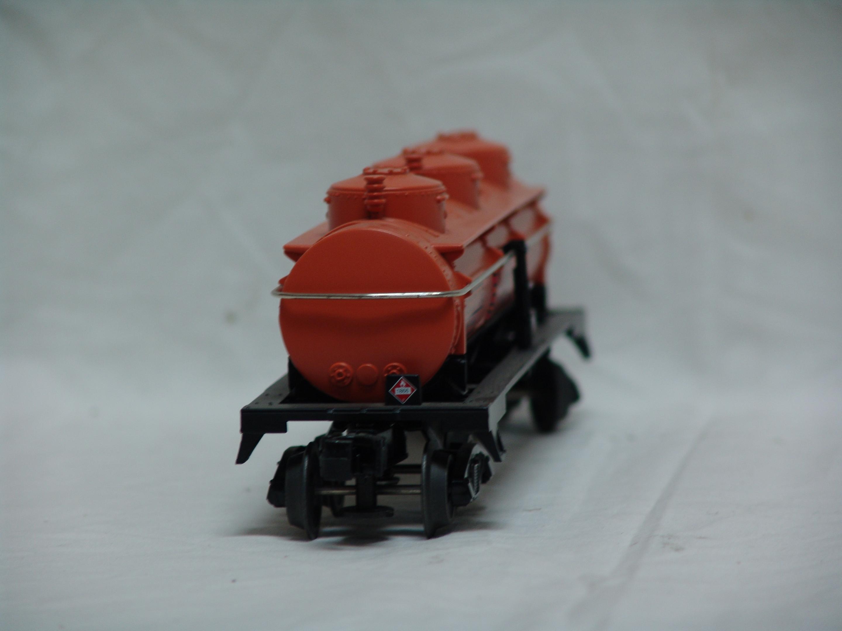 Shell 3-dome tank car # 1245 (used)