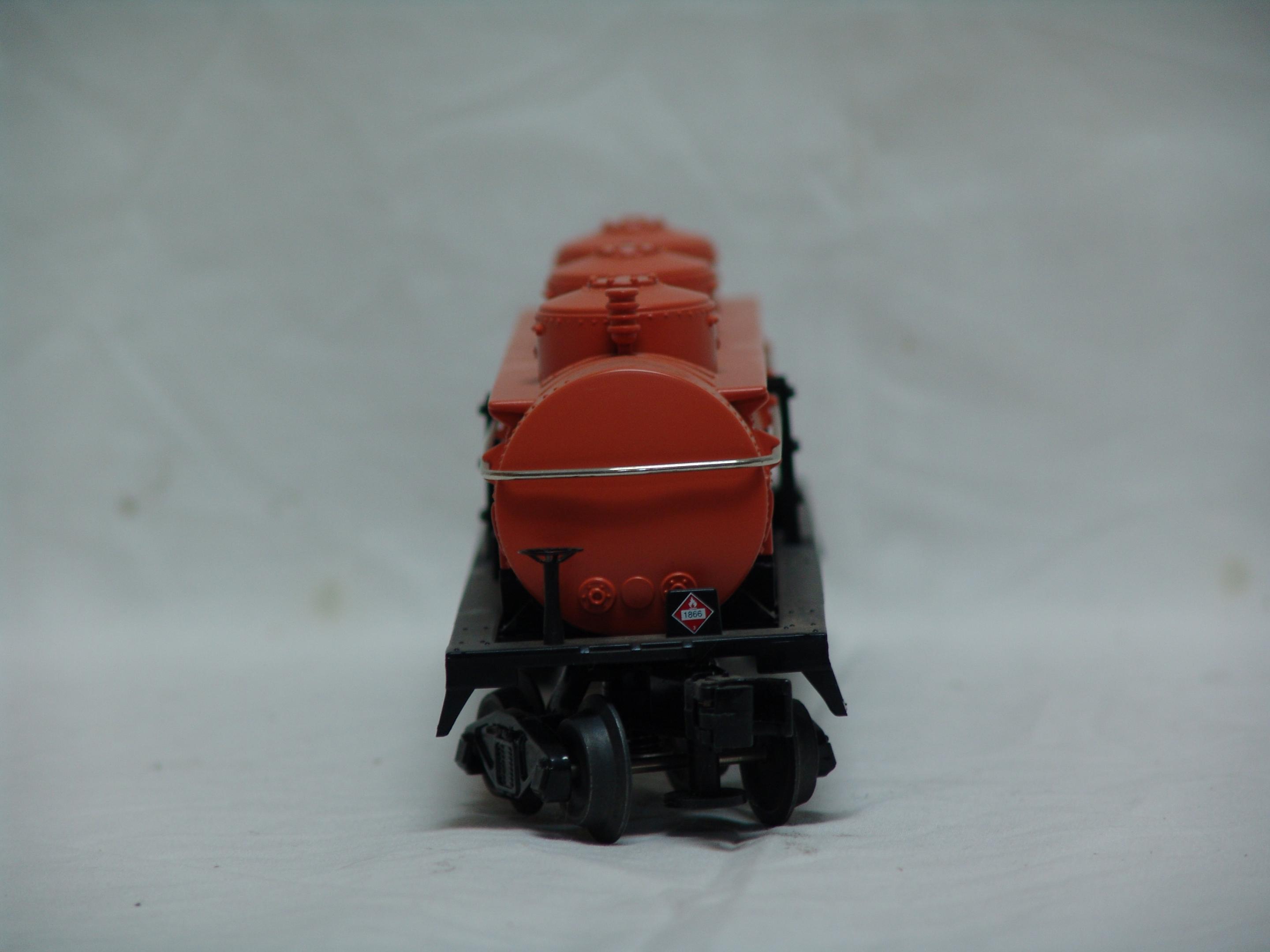 Shell 3-dome tank car # 1245 (used)