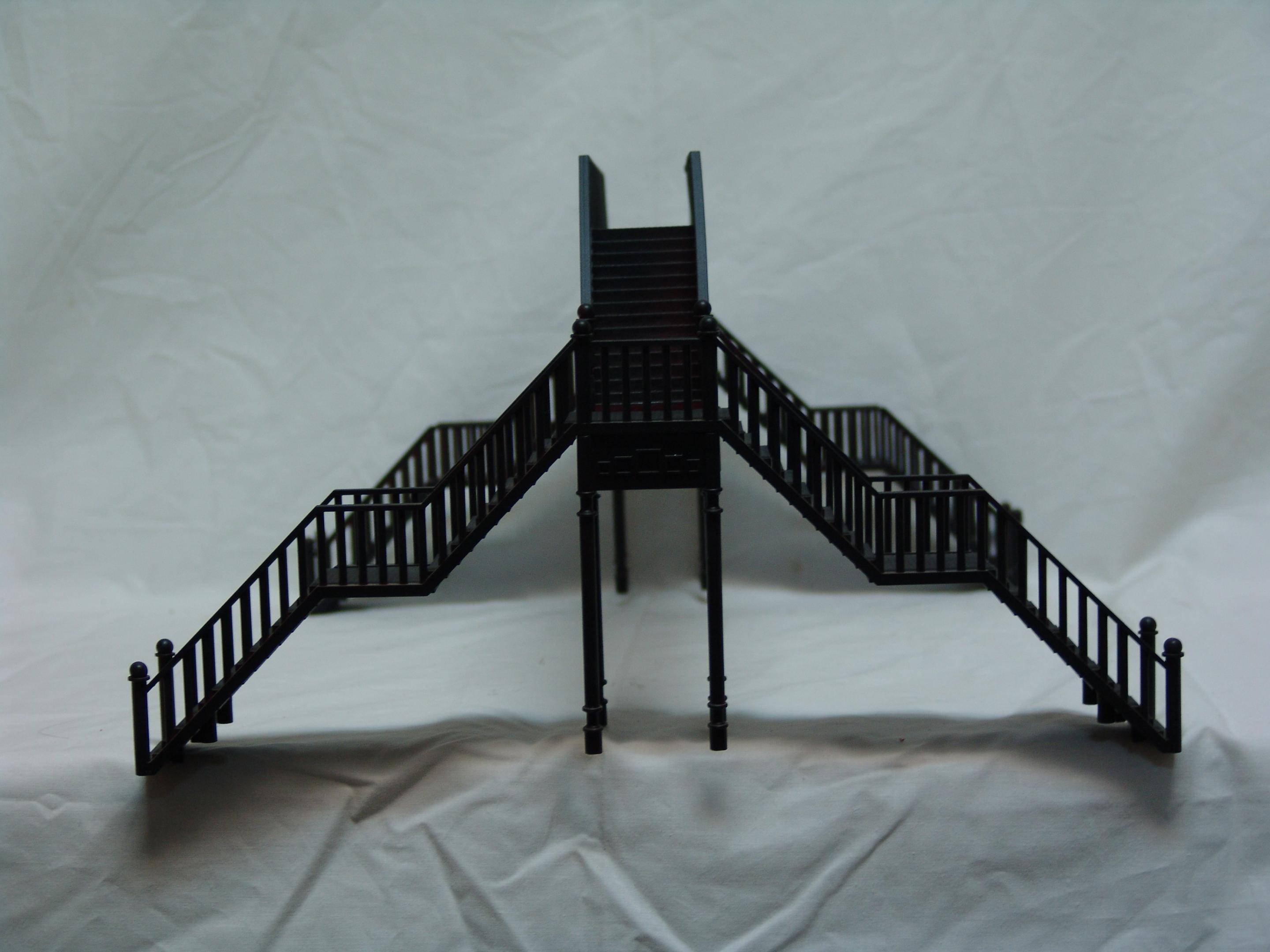 2-Track Pedestrian Crosswalk (used, painted brown)