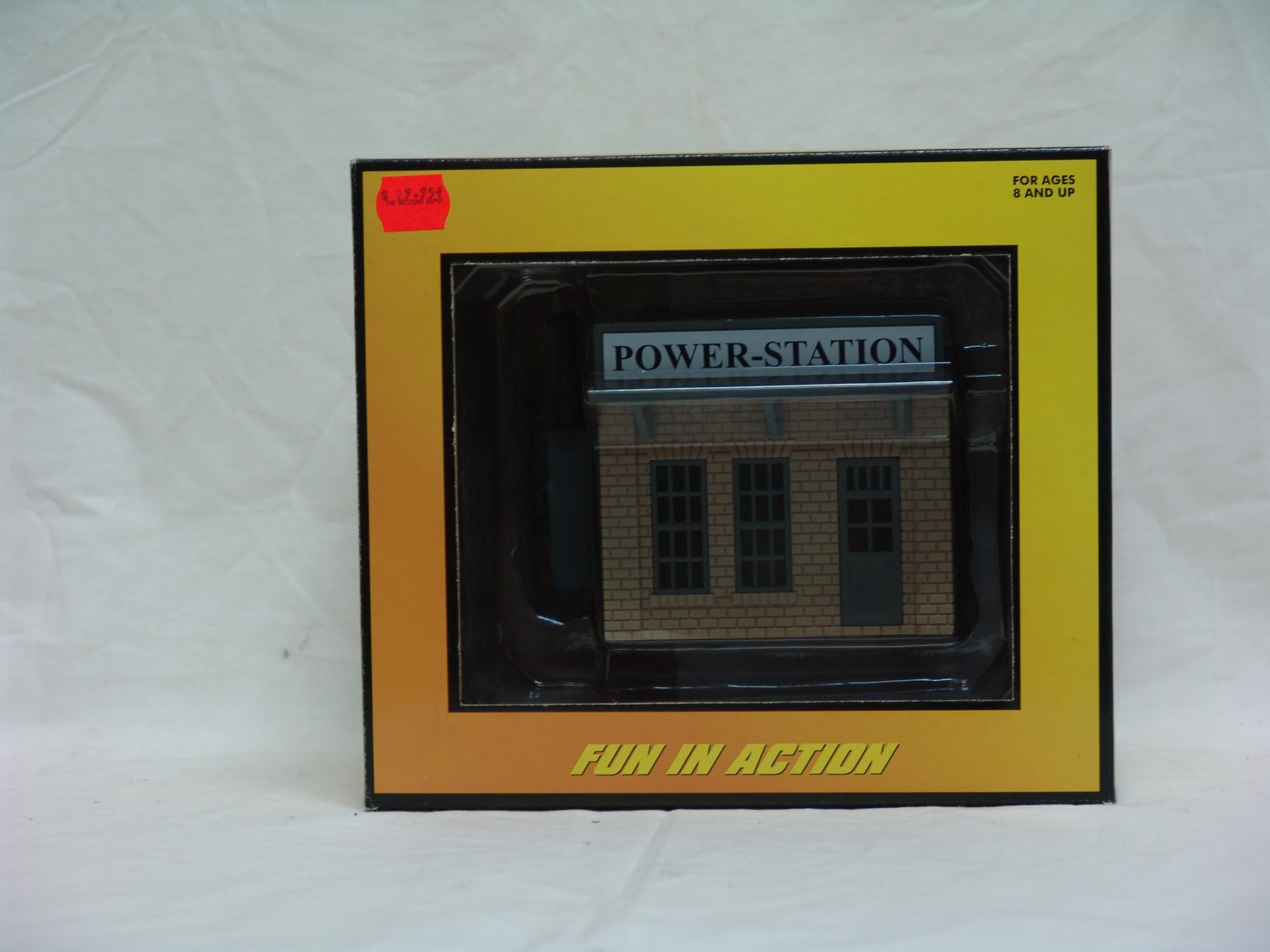 Power Station cream & dark gray (used)