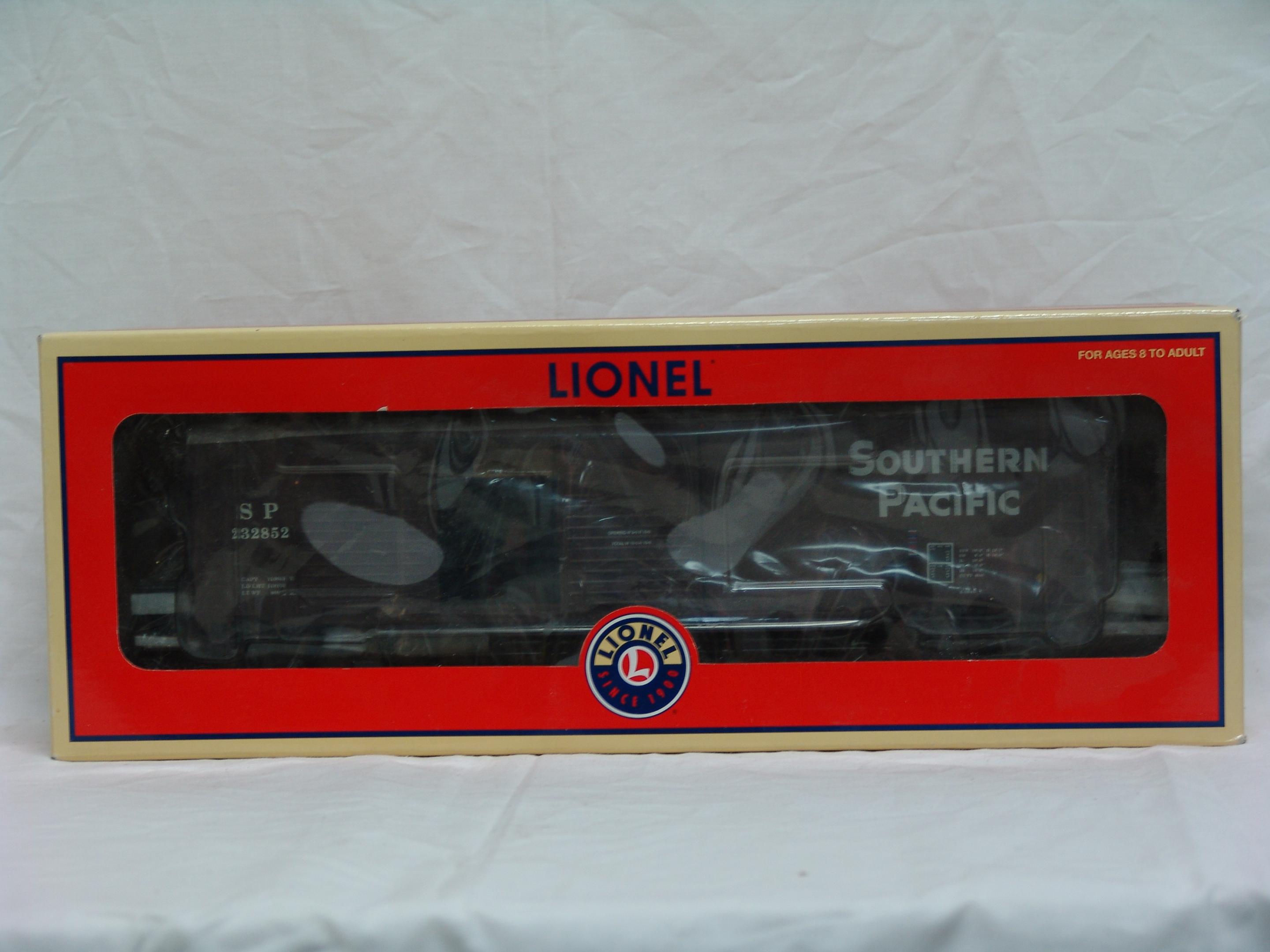 Southern Pacific double door boxcar #232852 with auto rack load (used)