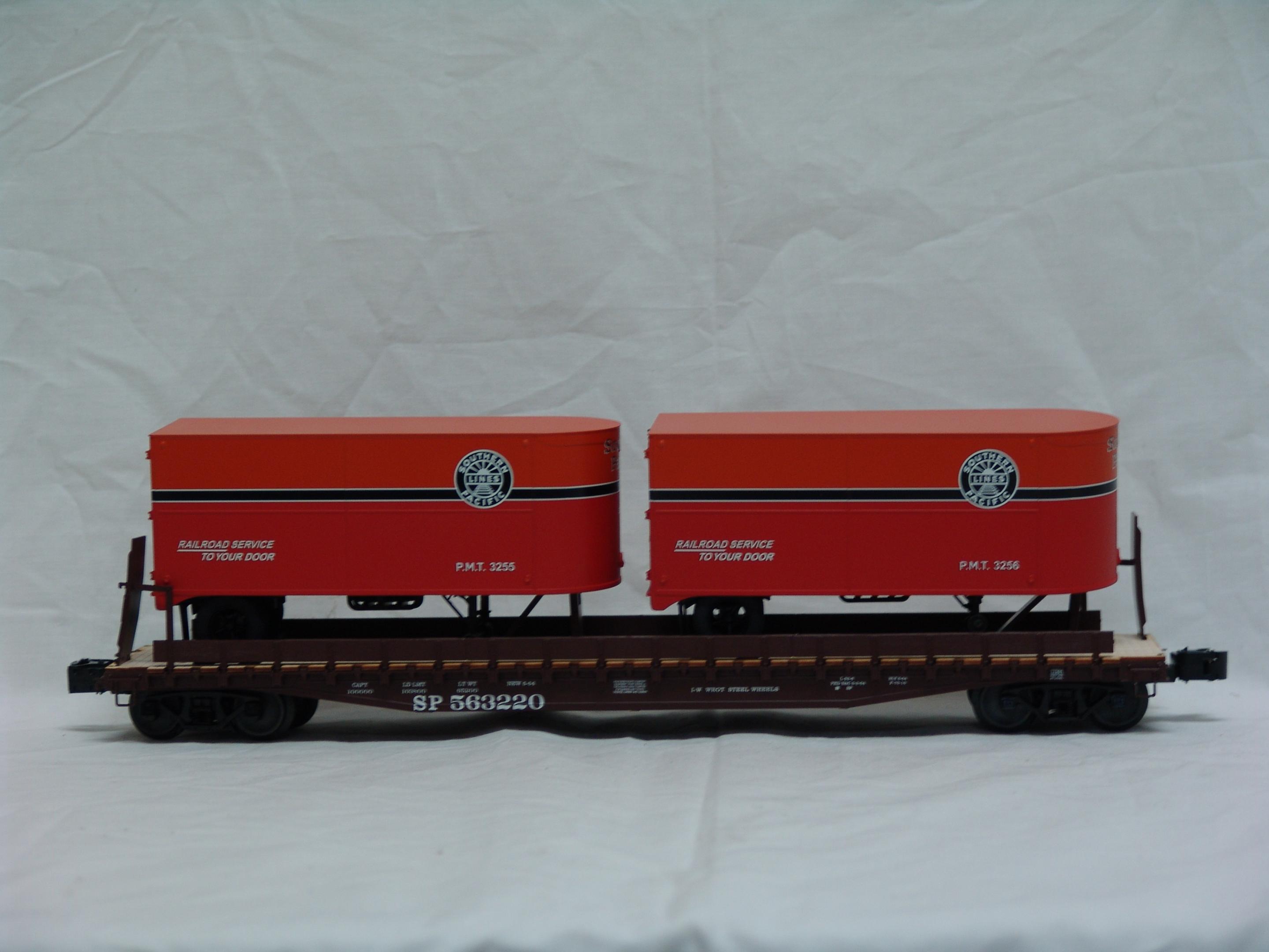 Southern Pacific PS-4 flatcar #563220 with trailers