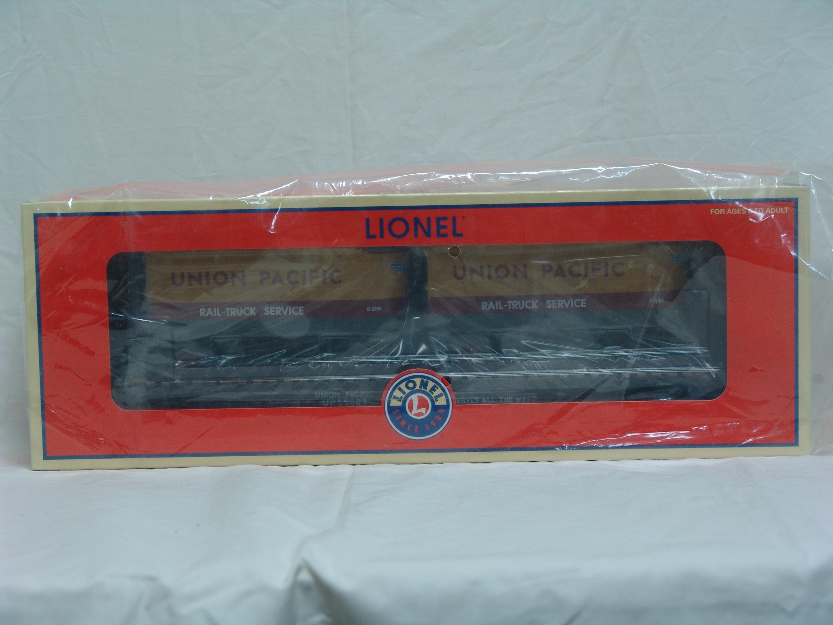 Union Pacific PS-4 flatcar #53007 with trailers (used)