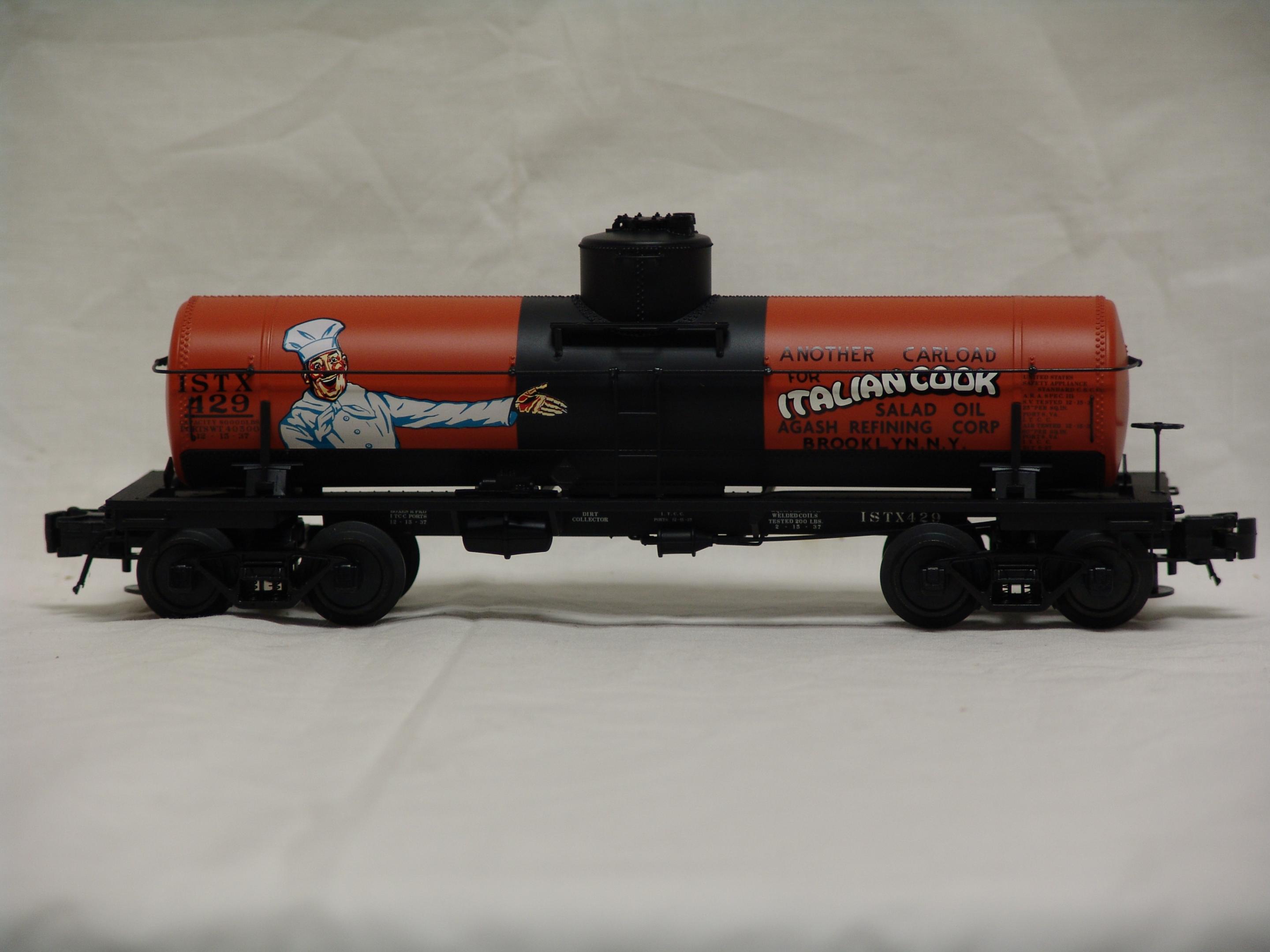 Italian Cook 8,000 gallon tank car #429 (used)
