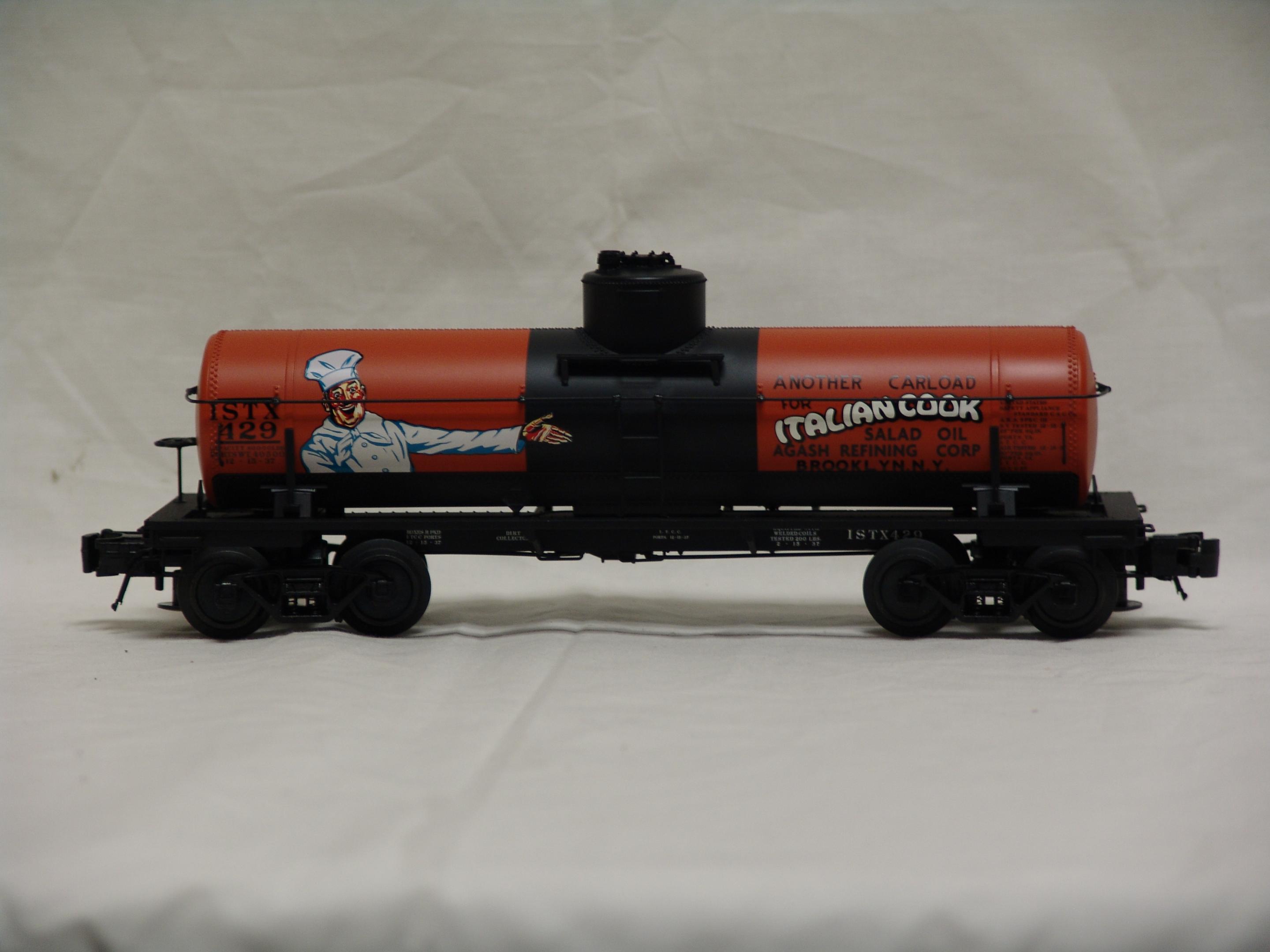 Italian Cook 8,000 gallon tank car #429 (used)
