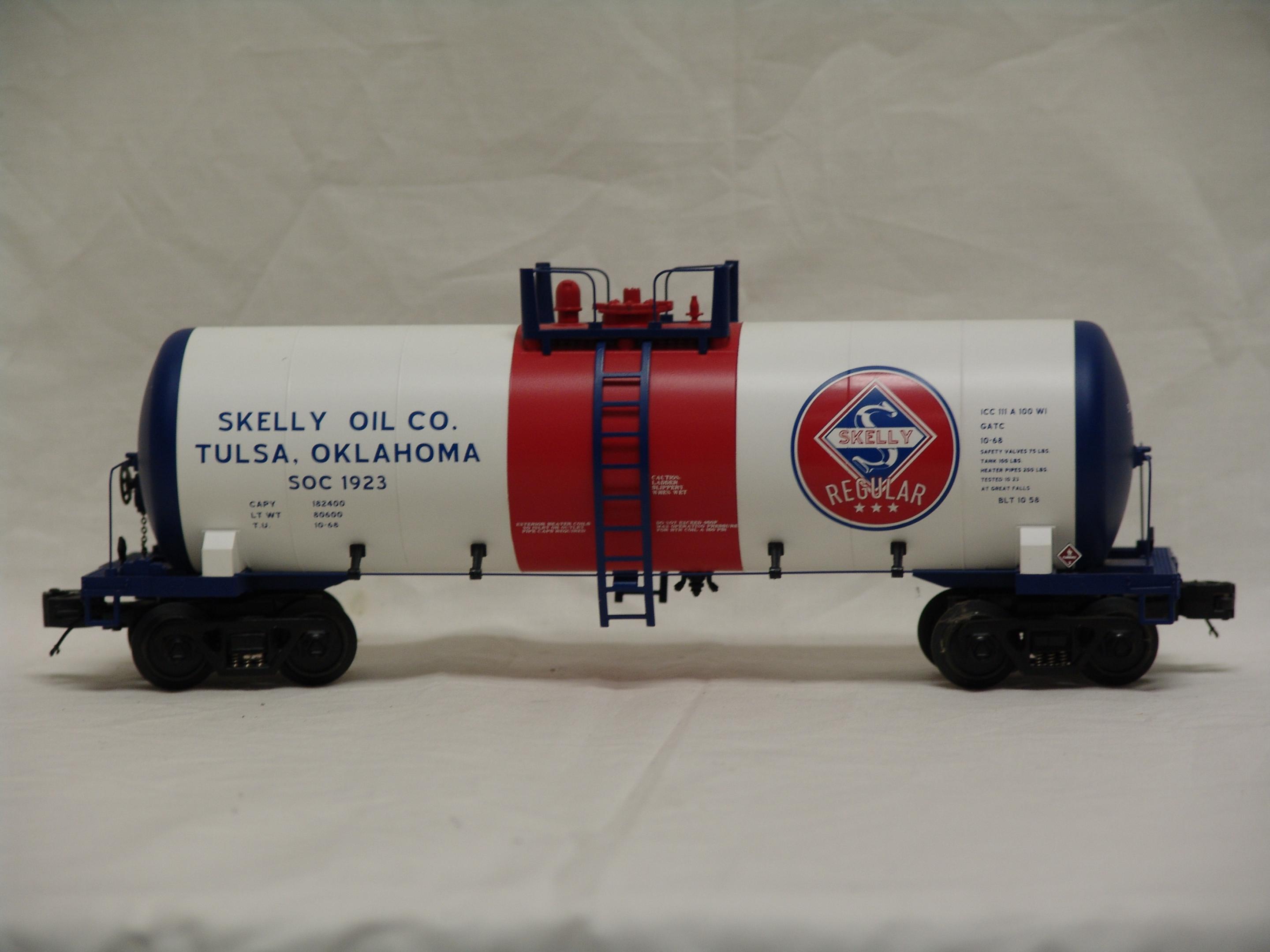 Skelly Oil Co. tank car #1923 (used)