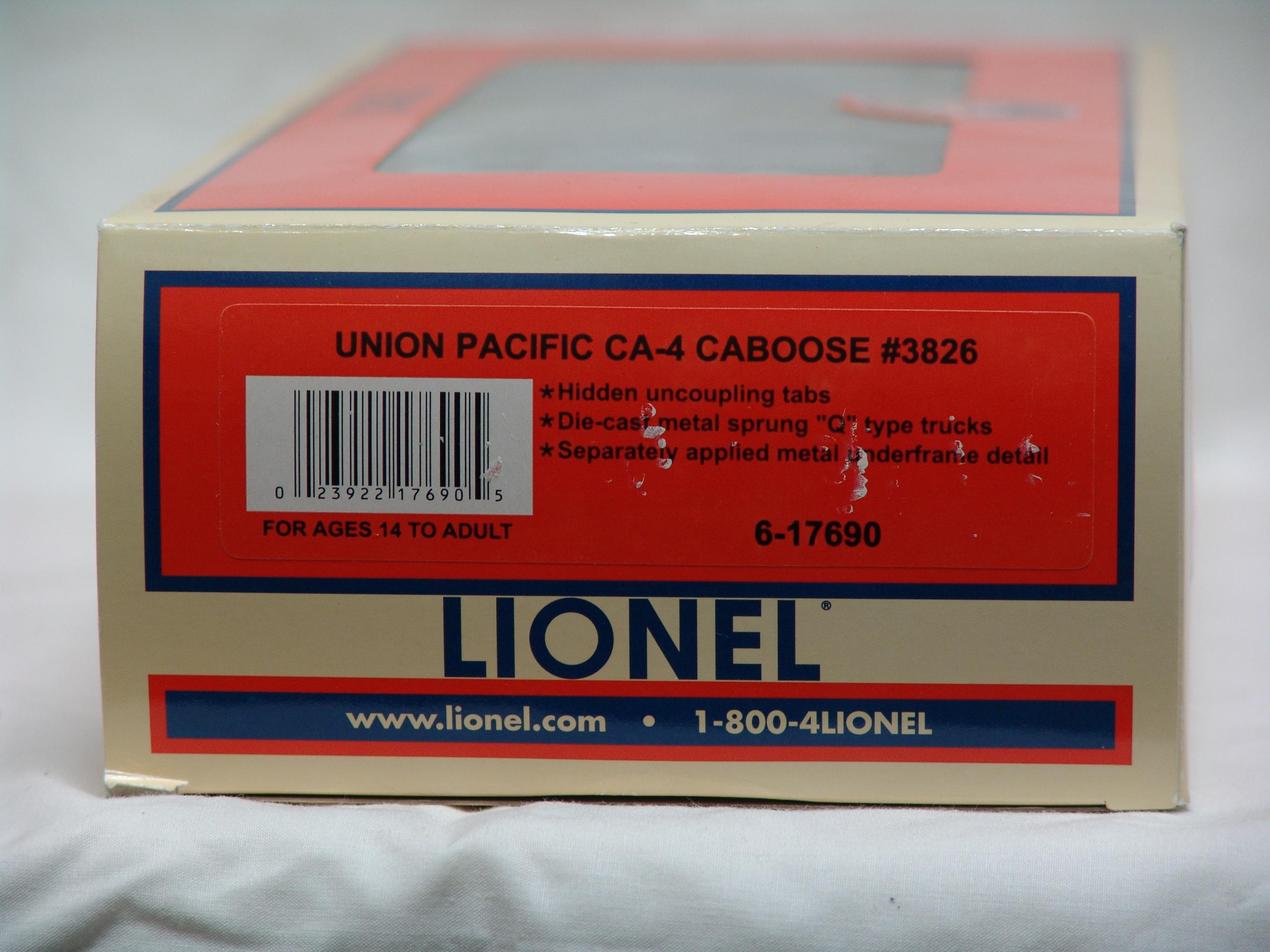 Union Pacific CA-4 caboose #3826 (used)