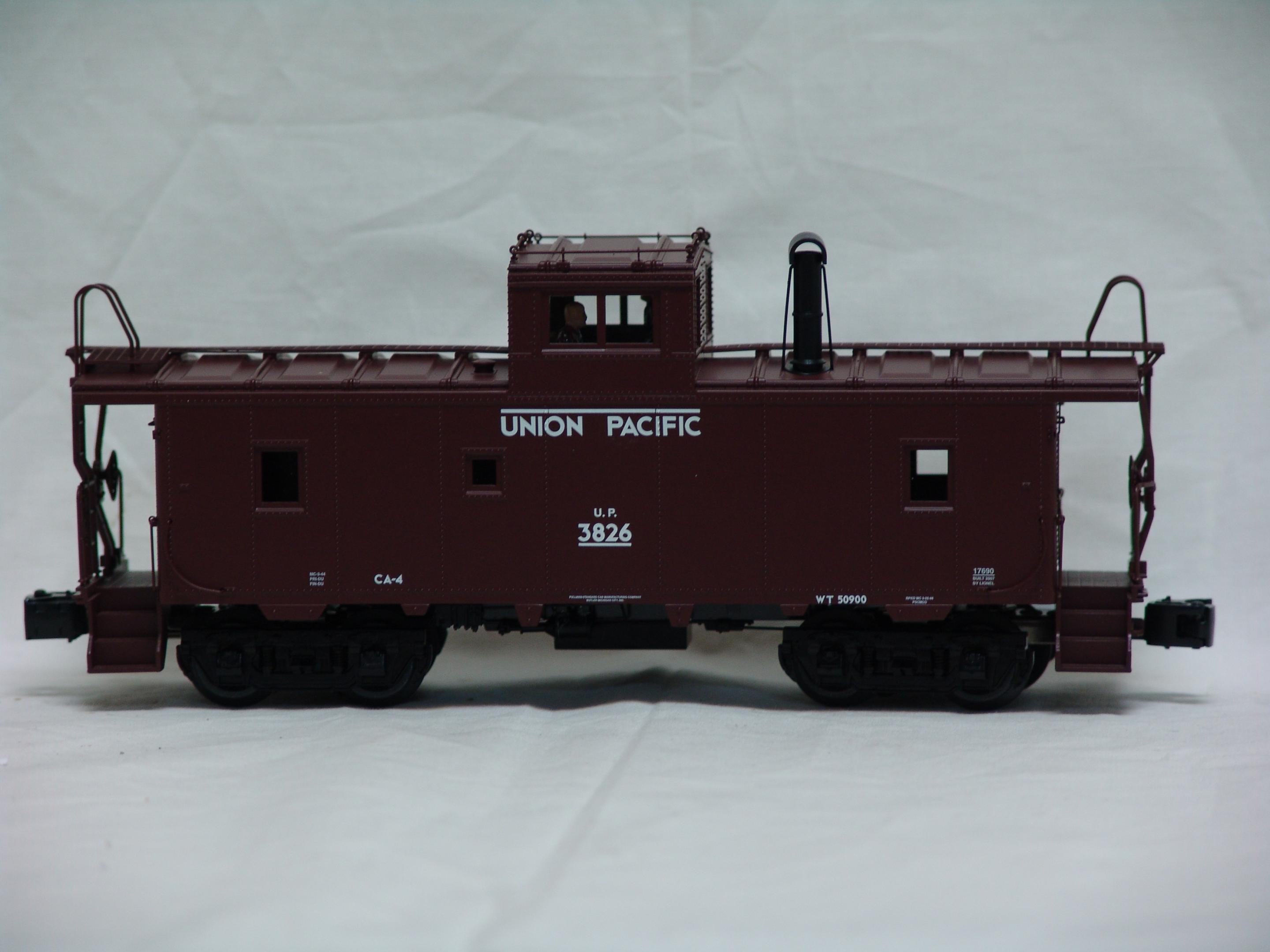 Union Pacific CA-4 caboose #3826 (used)