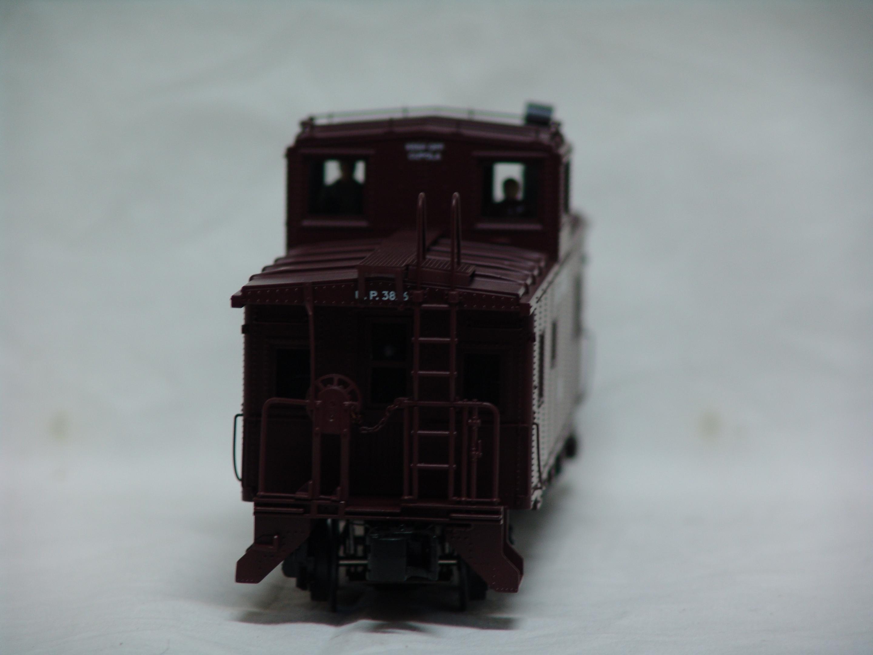 Union Pacific CA-4 caboose #3826 (used)
