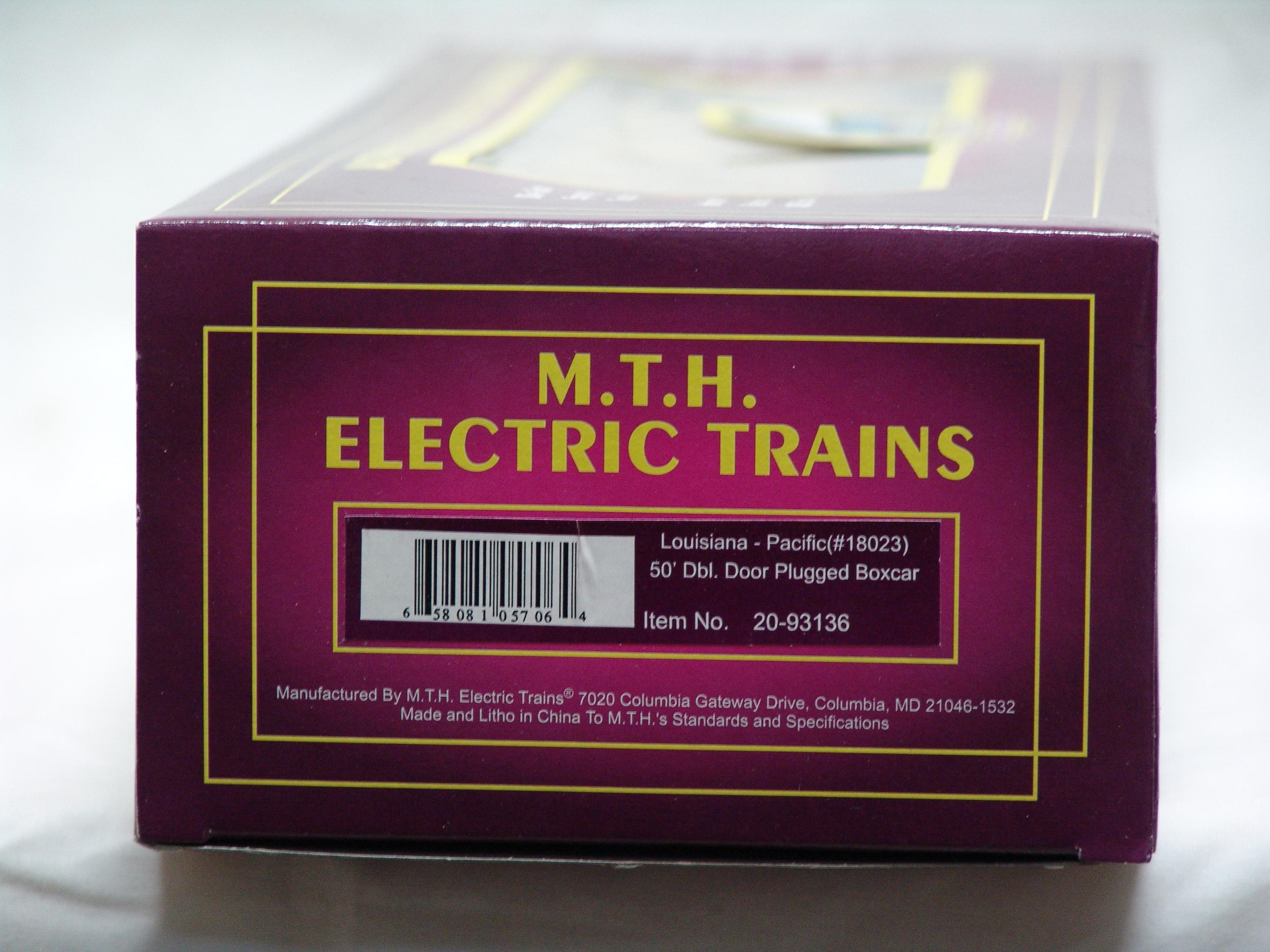 Louisiana Pacific 50' double plug door boxcar #18023 (used)