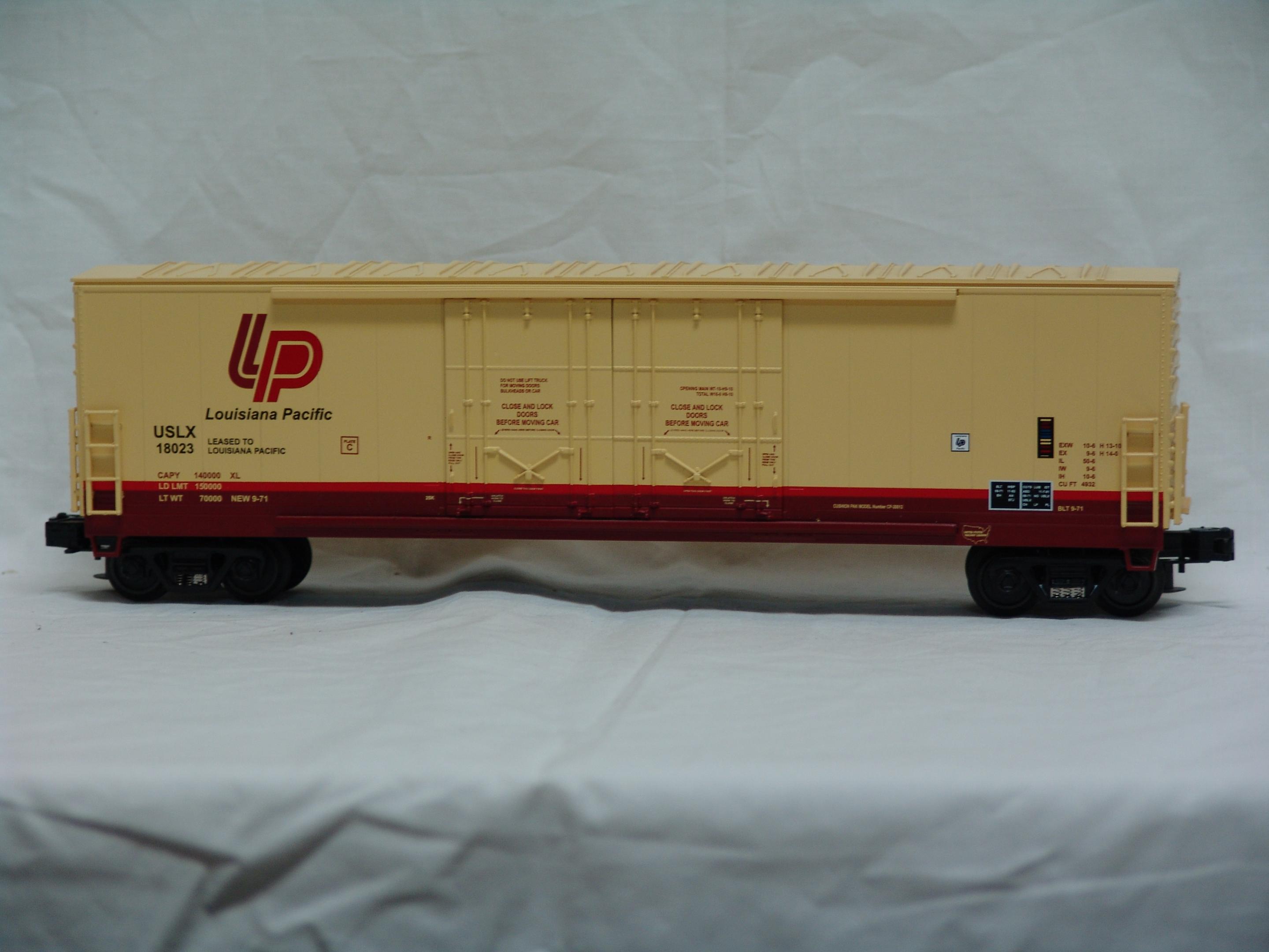 Louisiana Pacific 50' double plug door boxcar #18023 (used)