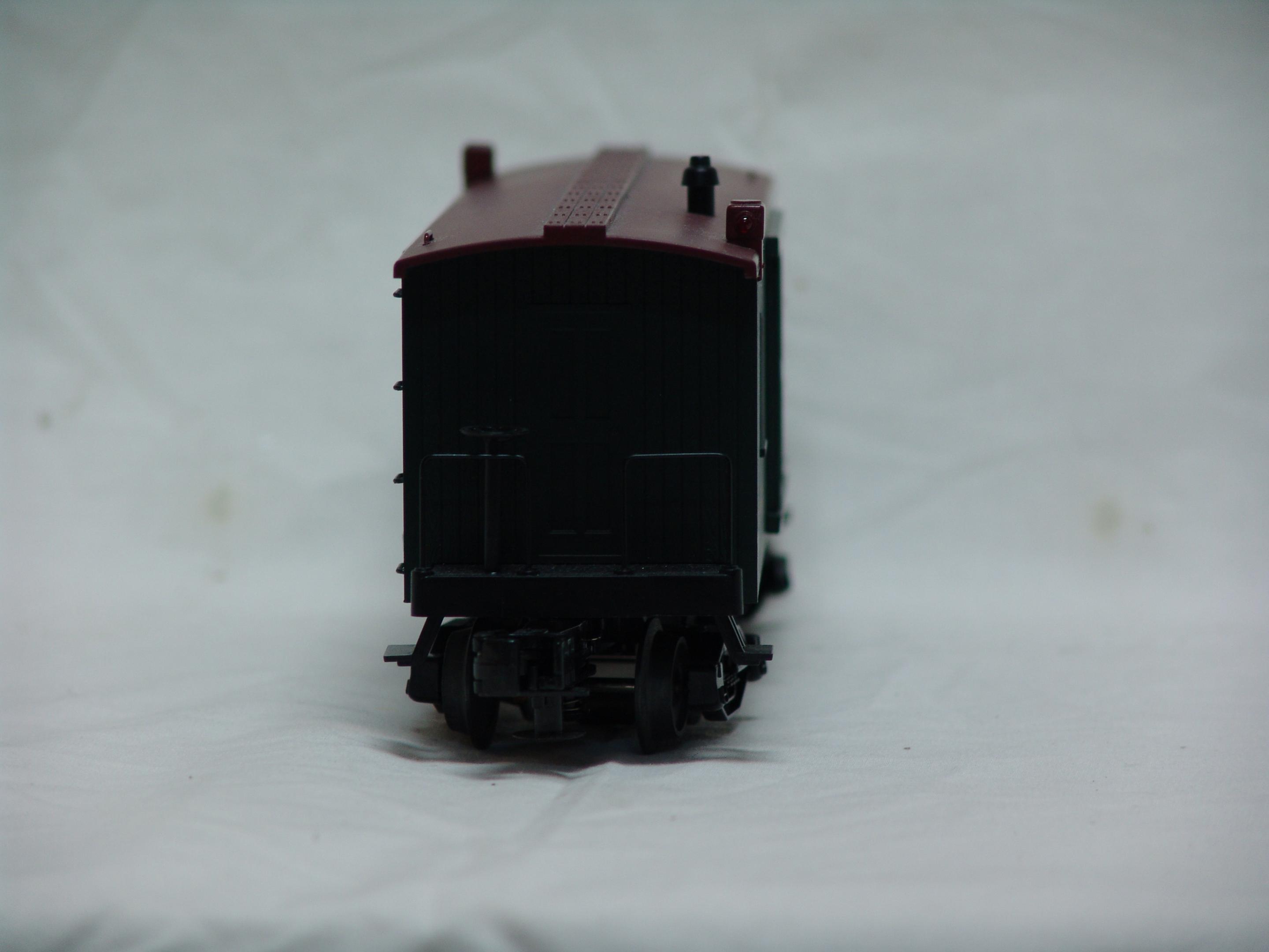 Cleveland, Columbus & Cincinnati 19th century baggage car #10 (used)