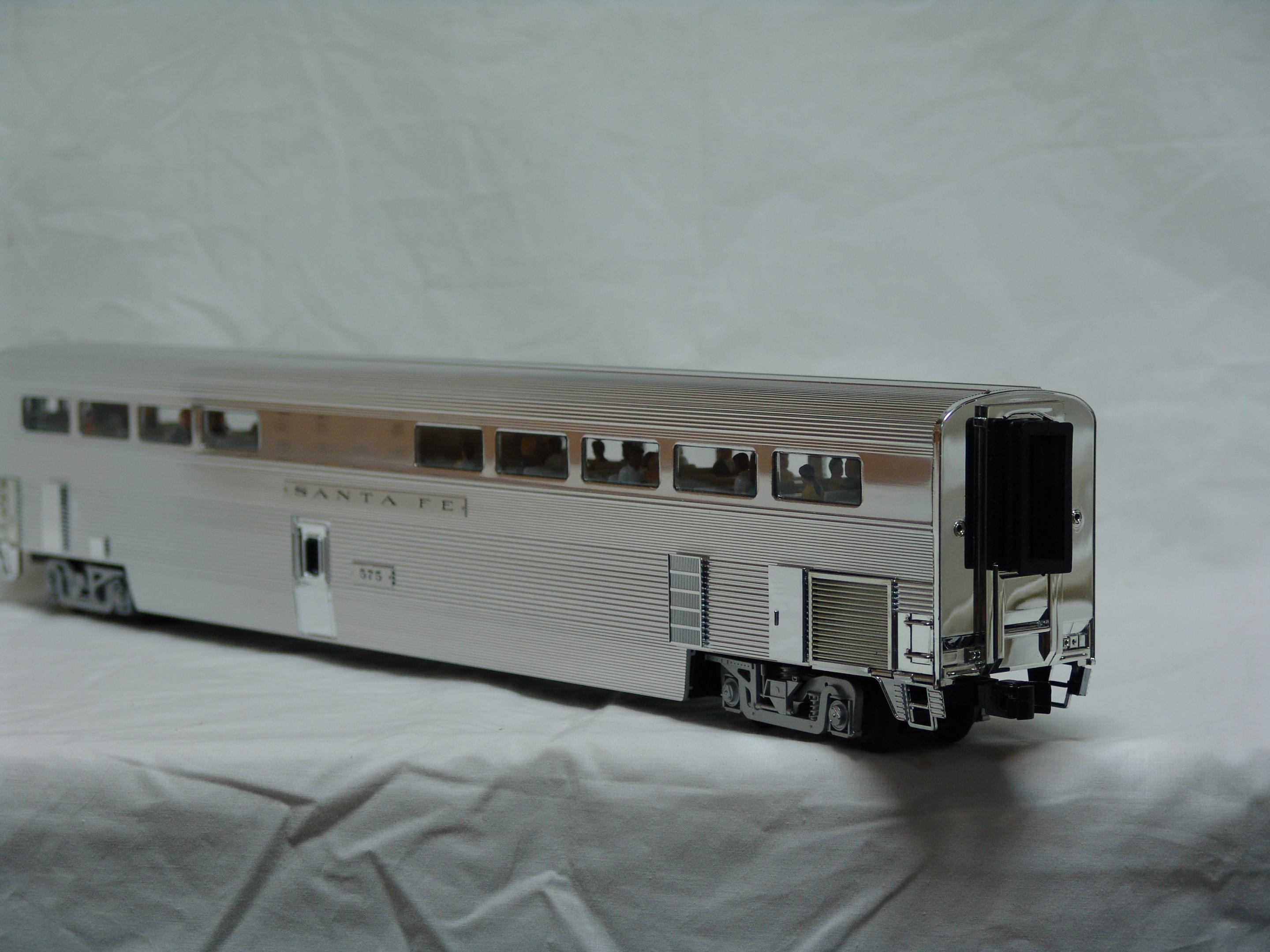 Santa Fe 21" aluminum Hi-Level passenger 4-pack (used)