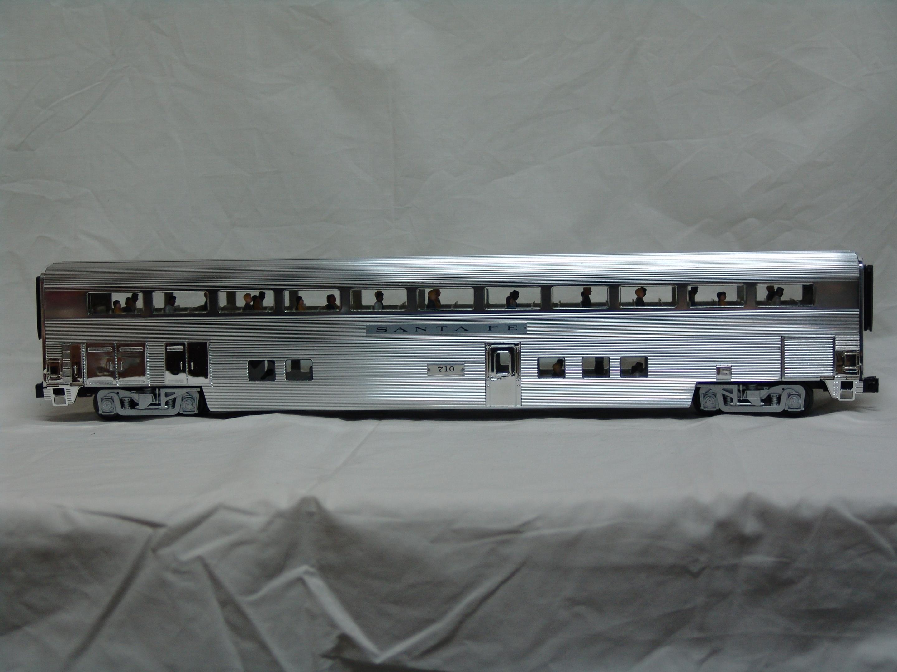 Santa Fe 21" aluminum Hi-Level passenger 4-pack (used)