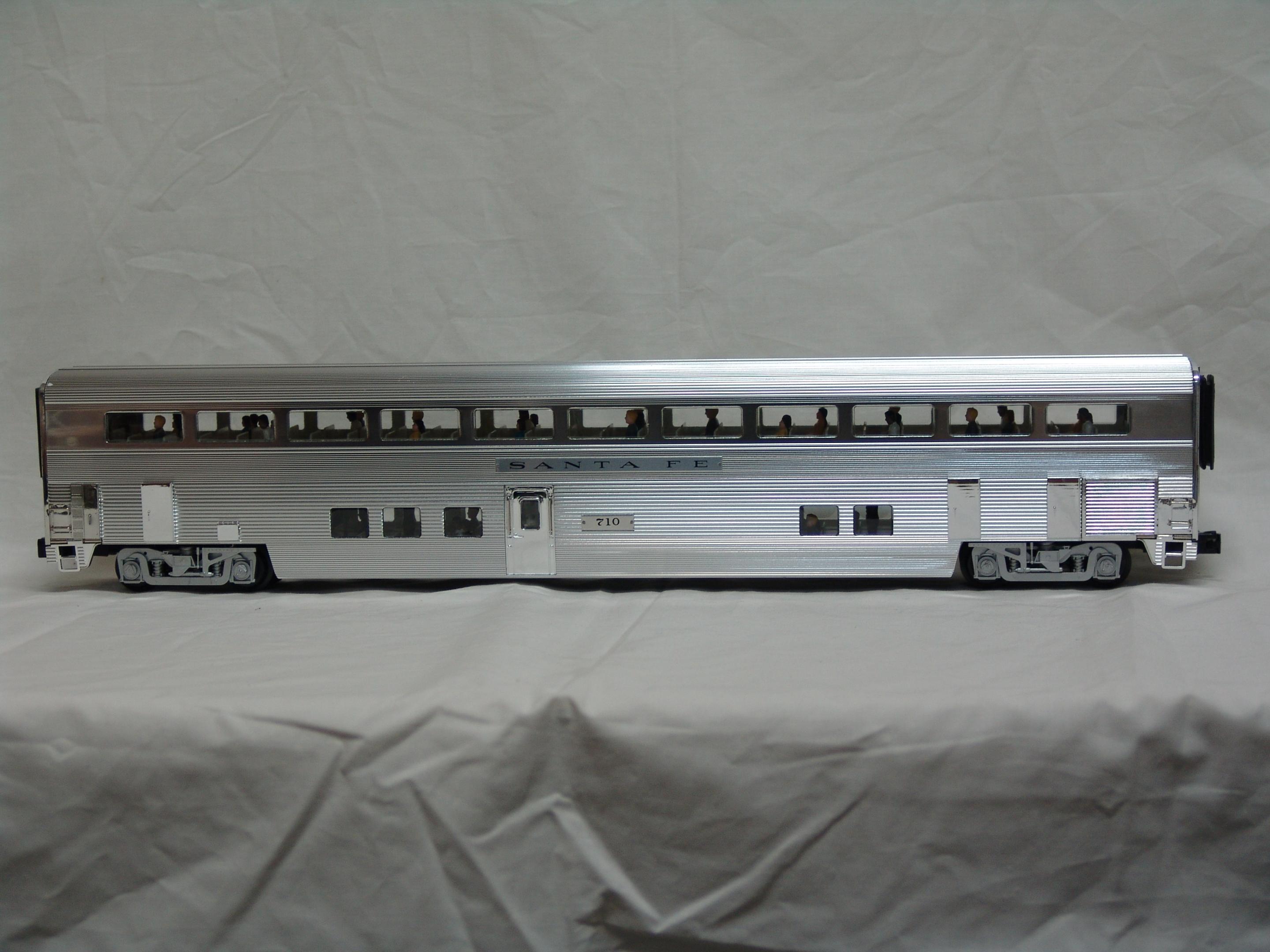Santa Fe 21" aluminum Hi-Level passenger 4-pack (used)