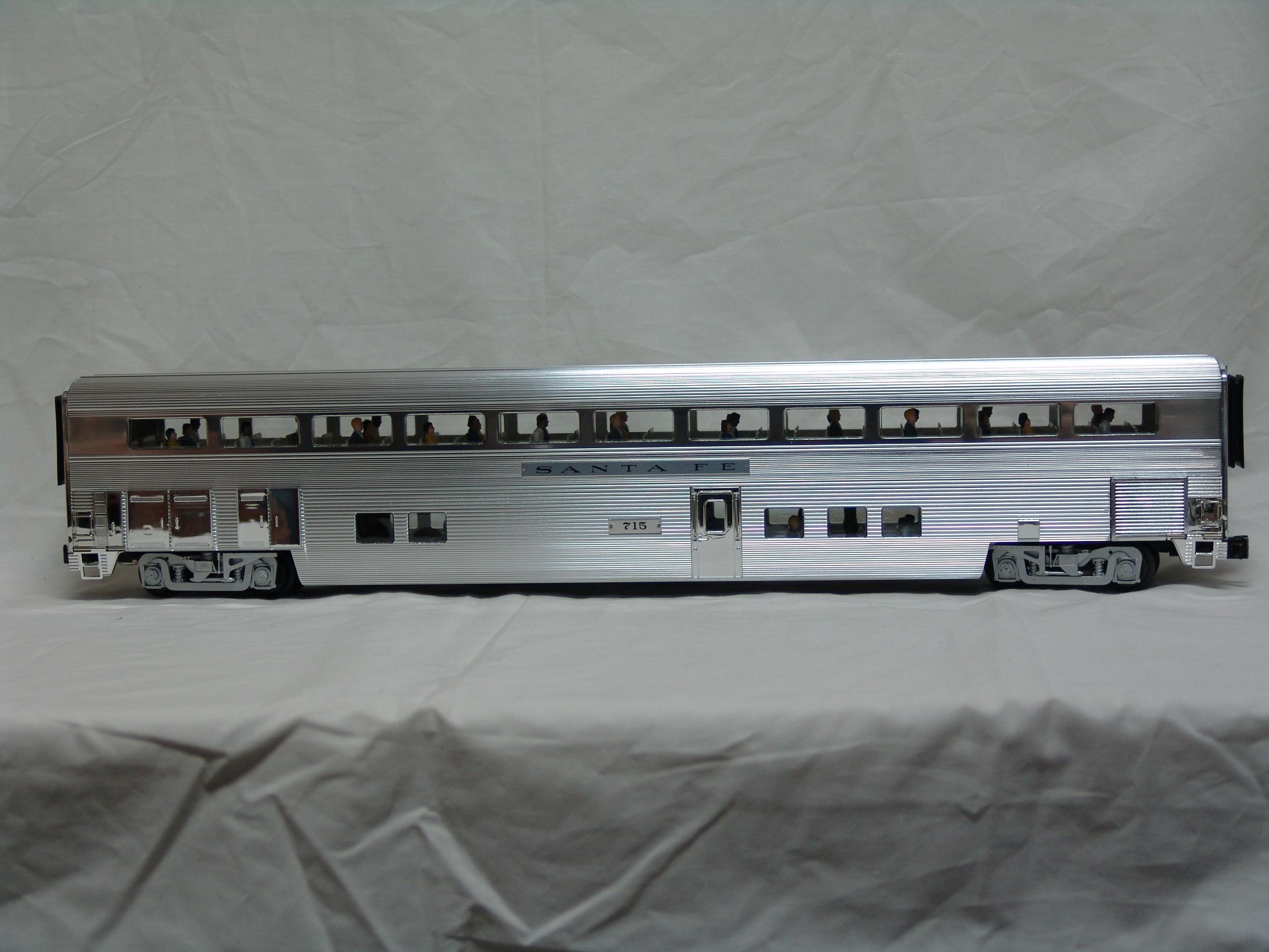 Santa Fe 21" aluminum Hi-Level passenger 4-pack (used)