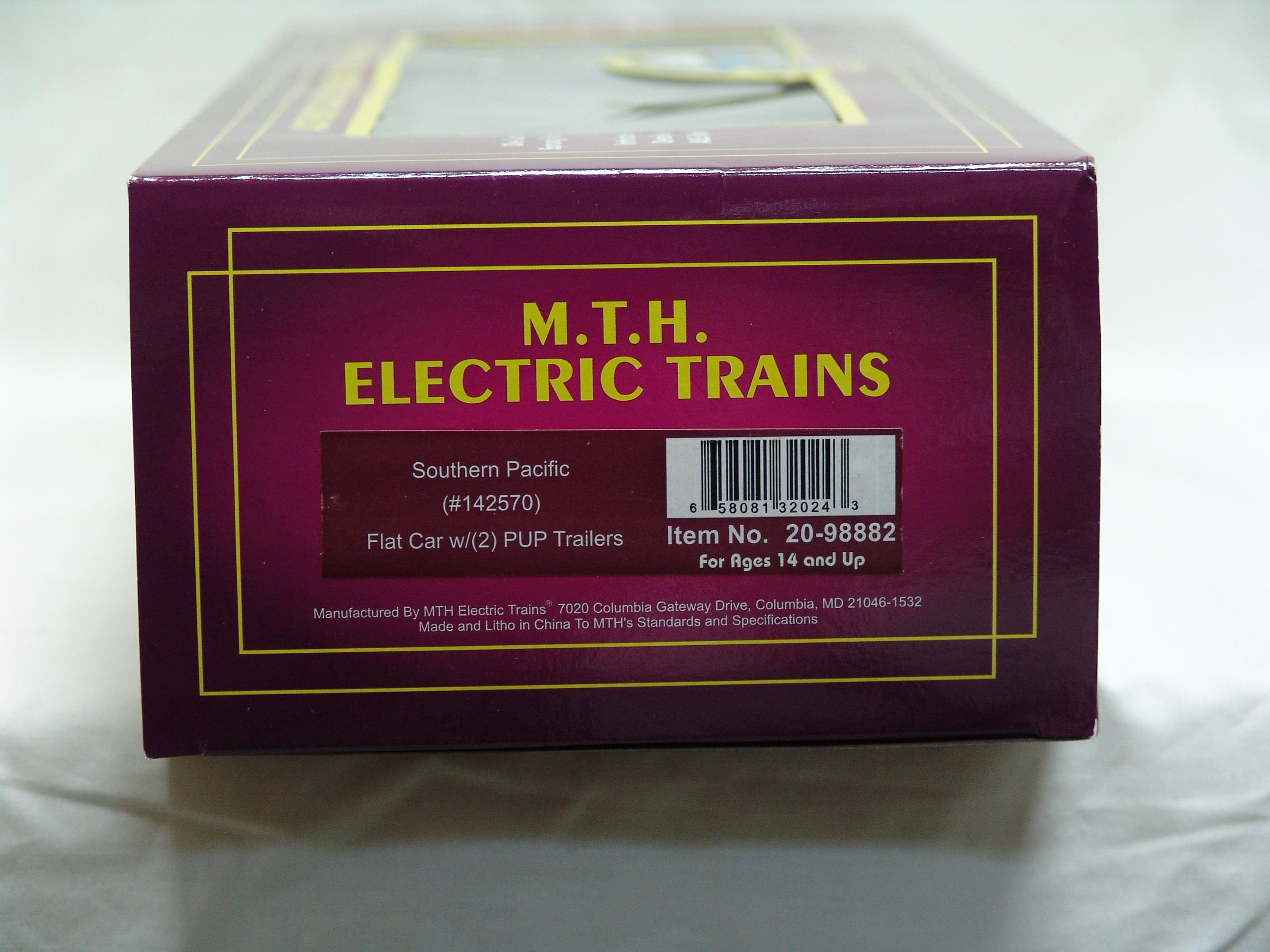 Southern Pacific flatcar #142570 with trailers (used)