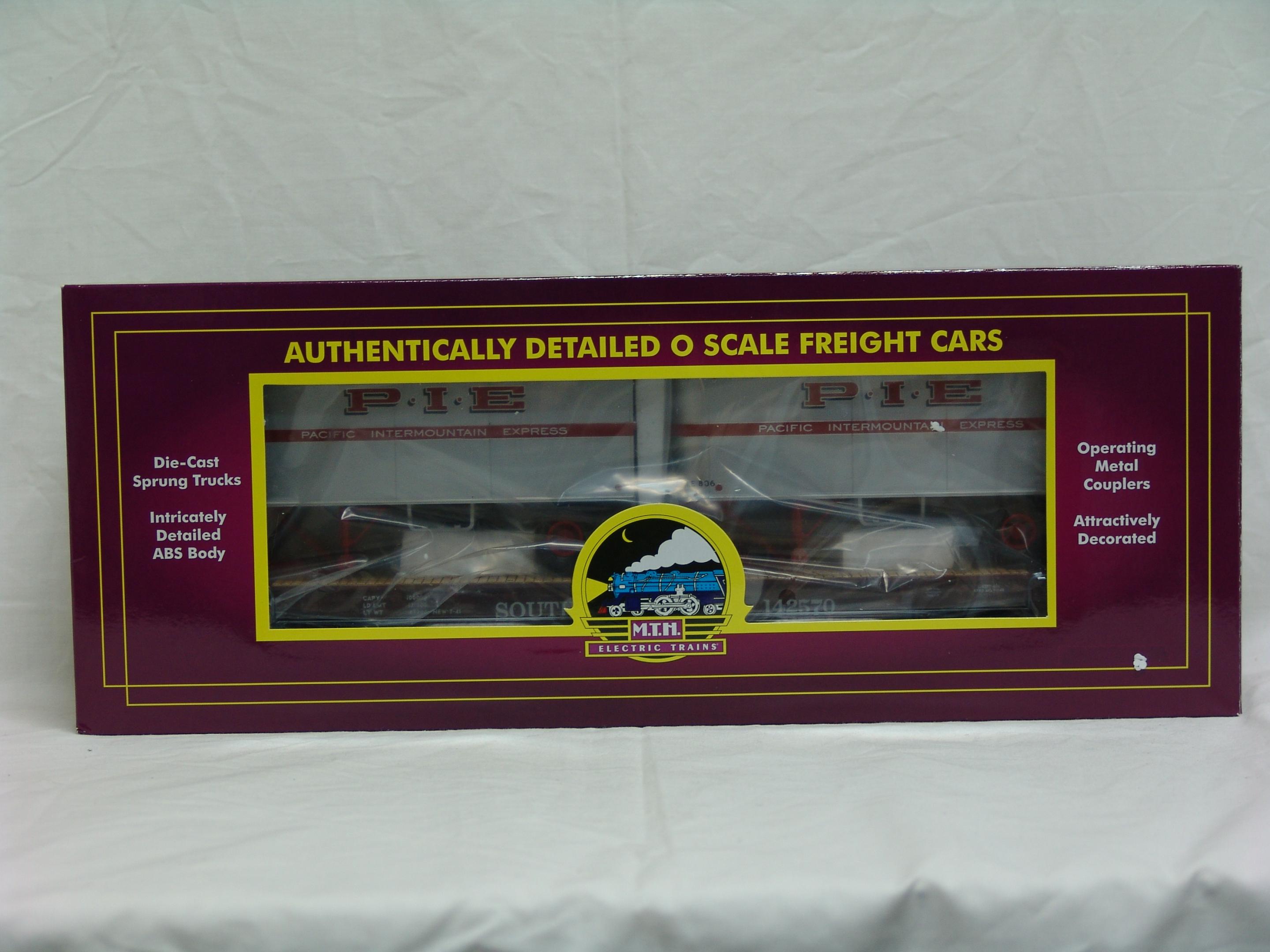 Southern Pacific flatcar #142570 with trailers (used)