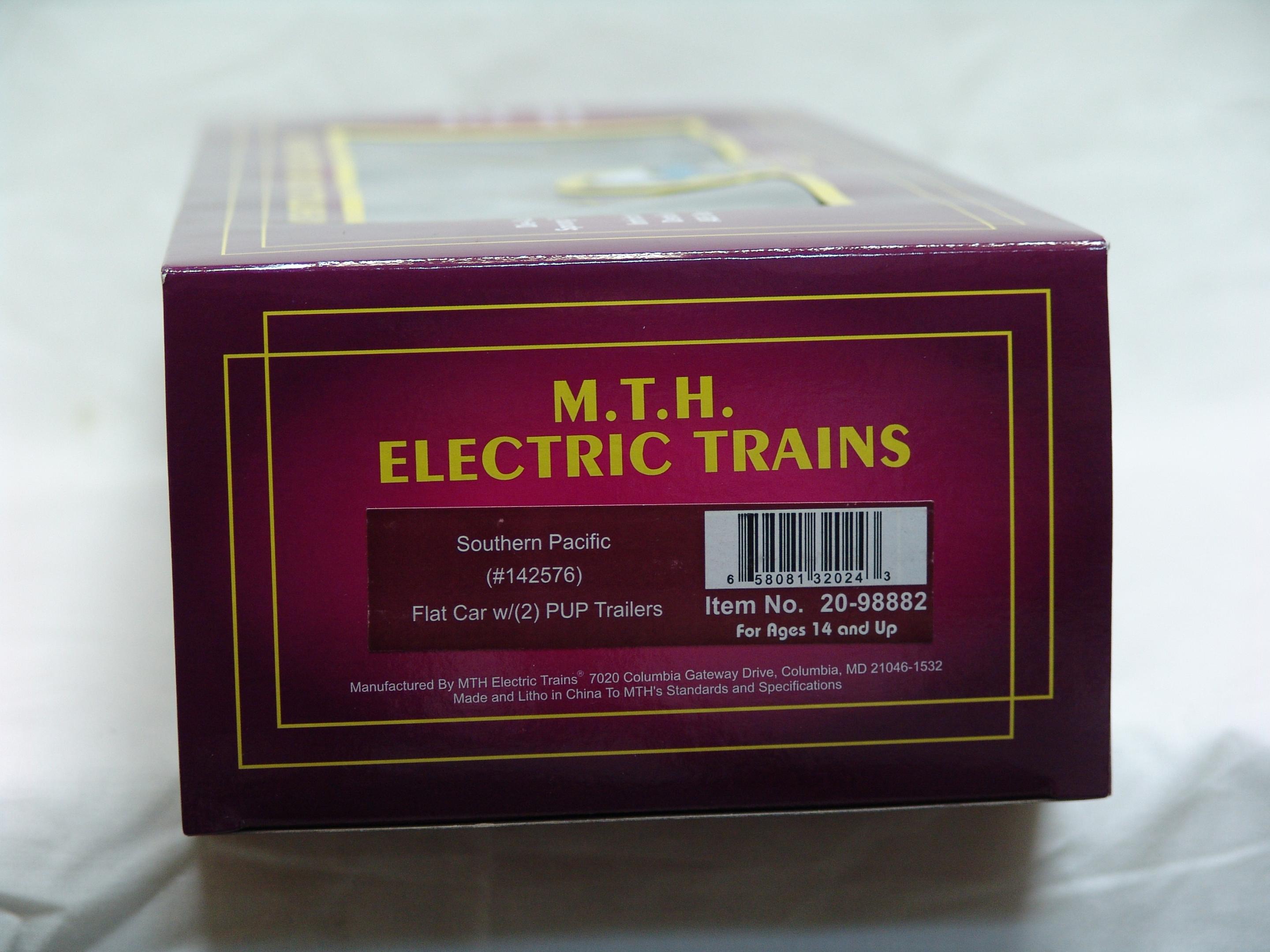 Southern Pacific flatcar #142576 with trailers (used)