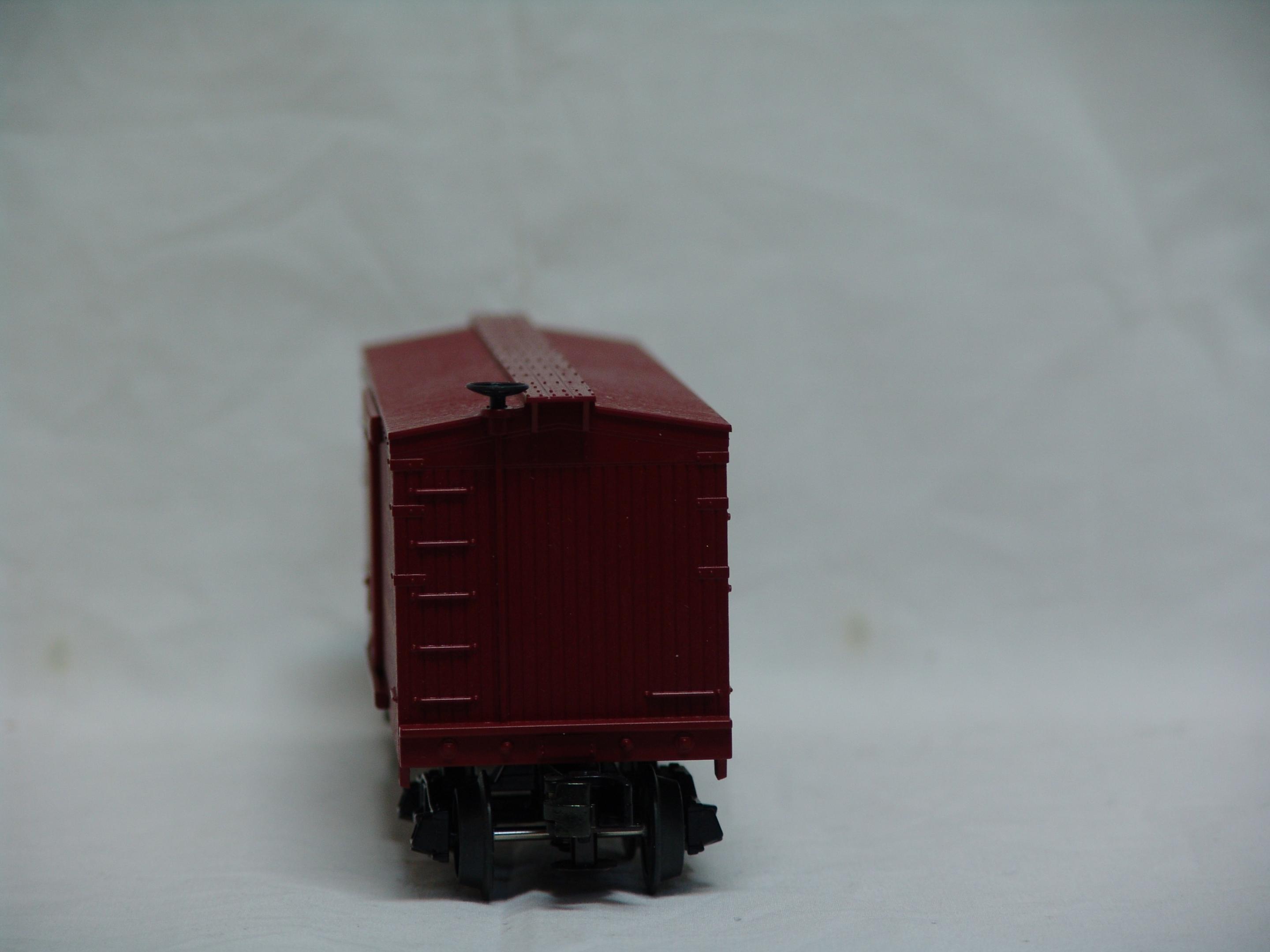 Union Pacific 19th century 34' boxcar #10553 (used)