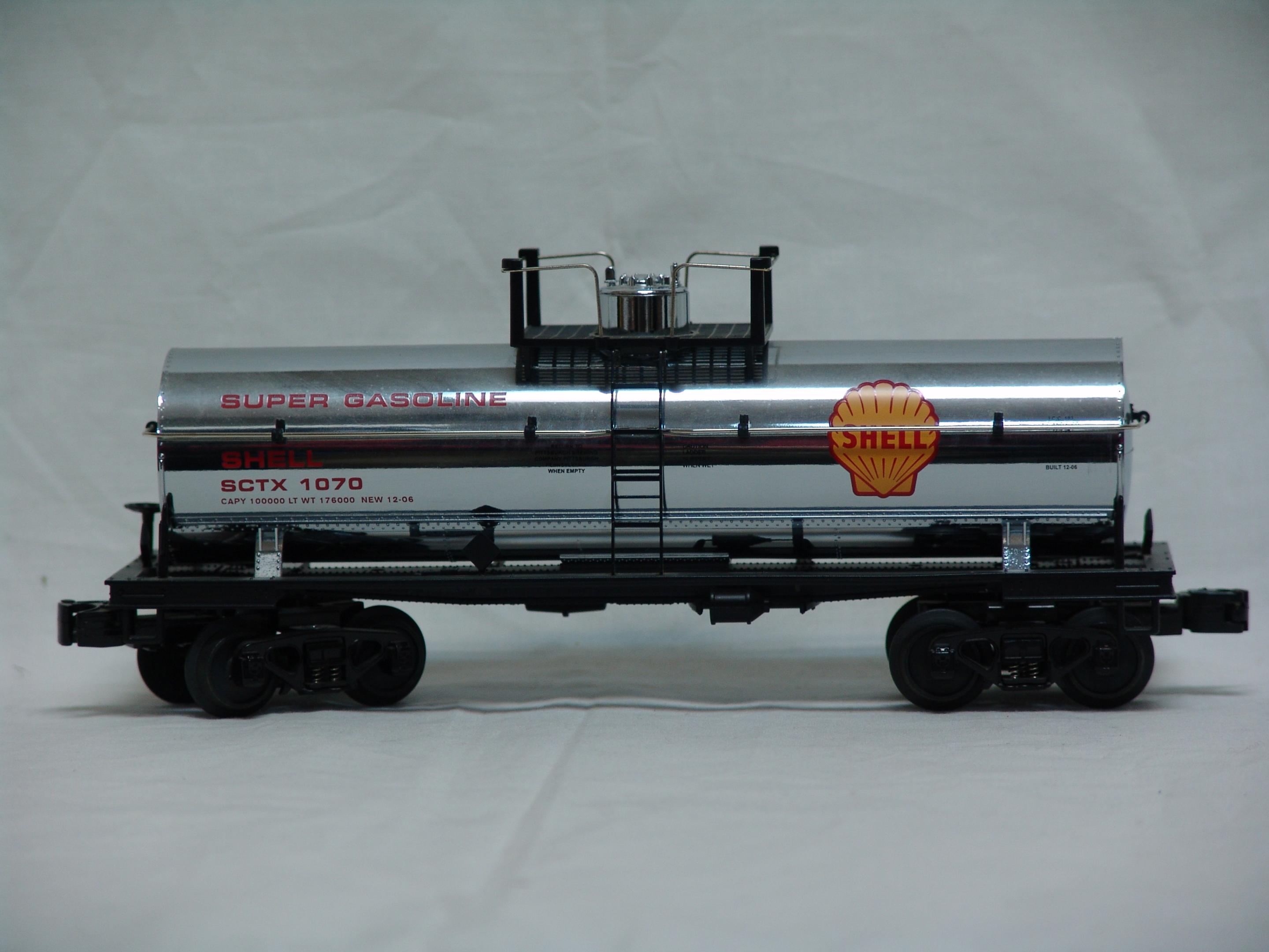 Shell (chrome) tank car #1070 (used)